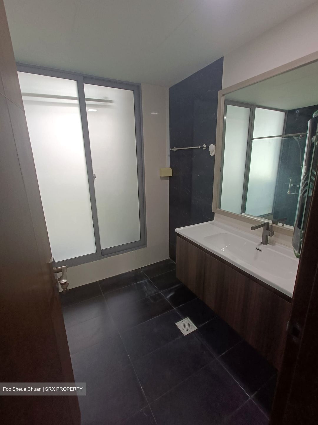 Kovan Road (D19), Terrace #549969081